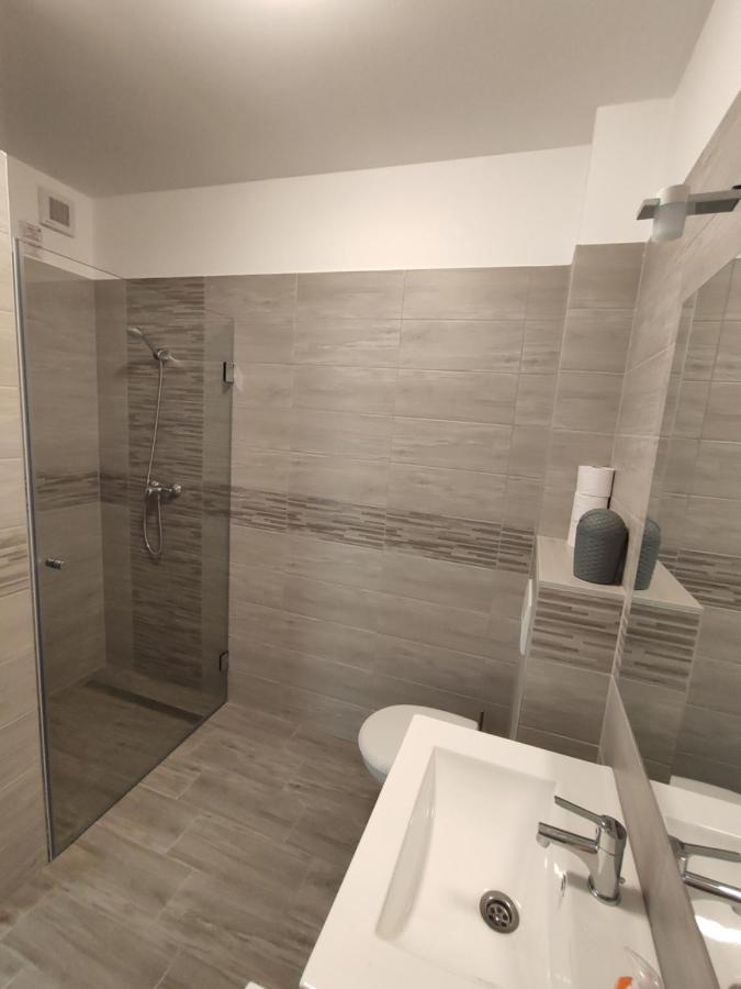 Bajcsy Apartment Debrecen Ngoại thất bức ảnh