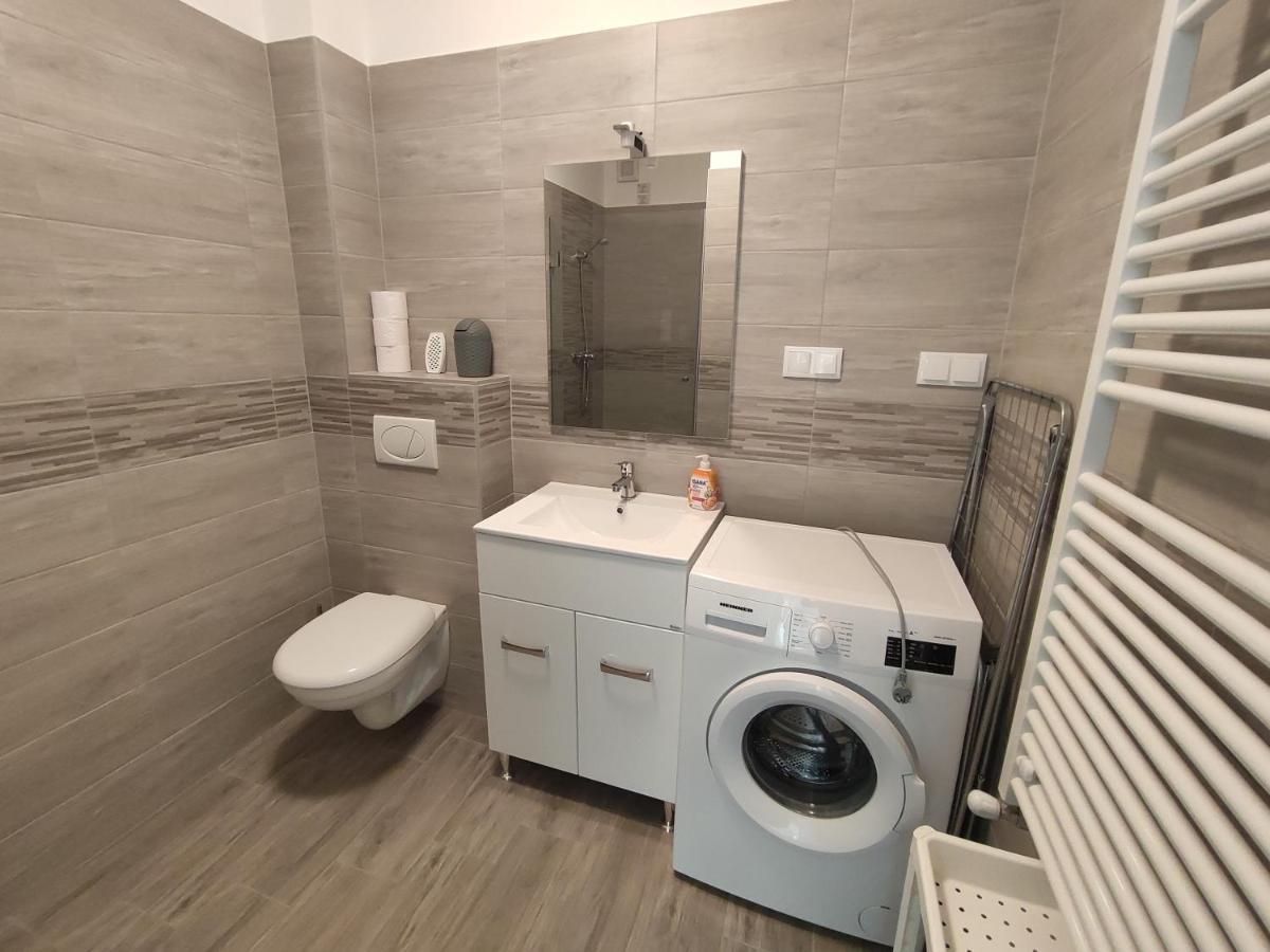 Bajcsy Apartment Debrecen Ngoại thất bức ảnh