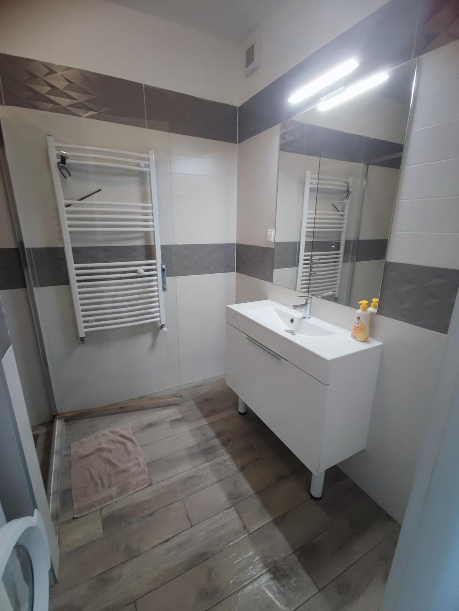 Bajcsy Apartment Debrecen Ngoại thất bức ảnh